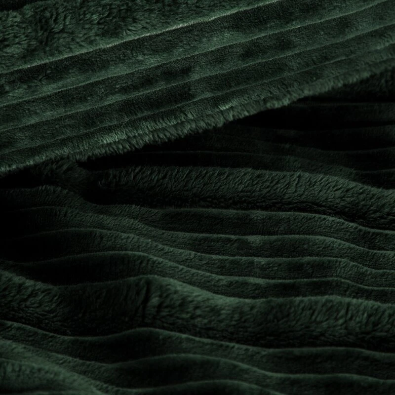 KOC NINA 150 X 200 CM CIEMNOZIELONY