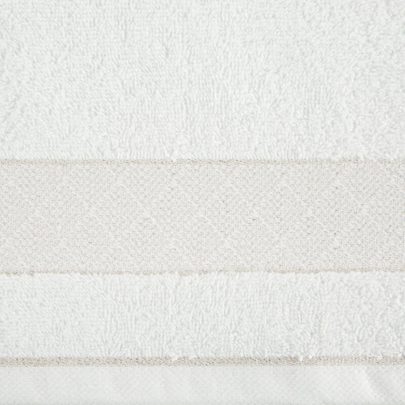 RĘCZNIK NESSY (01) 30 X 50 CM BIAŁY